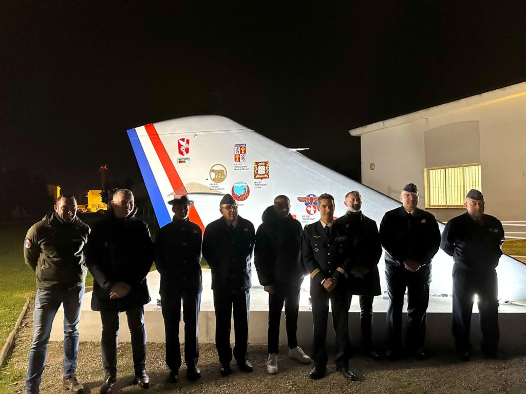 Photo groupe durant Inauguration Dérive Mirage IV et Musée BA125